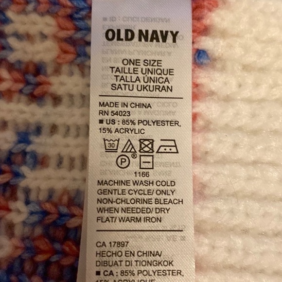 Old Navy Printed Sweater-Knit Scarf For Women, Multi Fair Isle - Picture 2 of 3